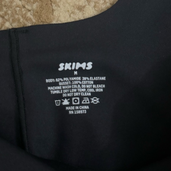 SKIMS Tank Scoop Neck Slip Dress - Picture 6 of 8